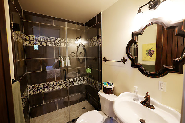 571B Bedroom1 Bathroom 0036 571B Bedroom1 Bathroom 0036