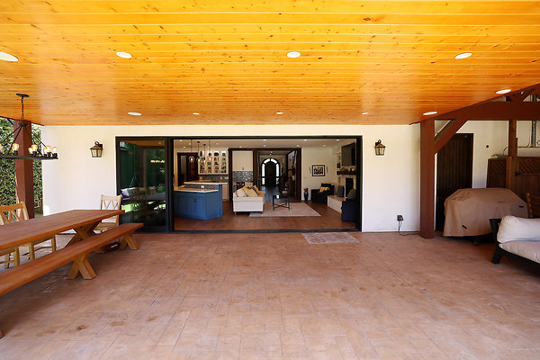 571B Patio 0081