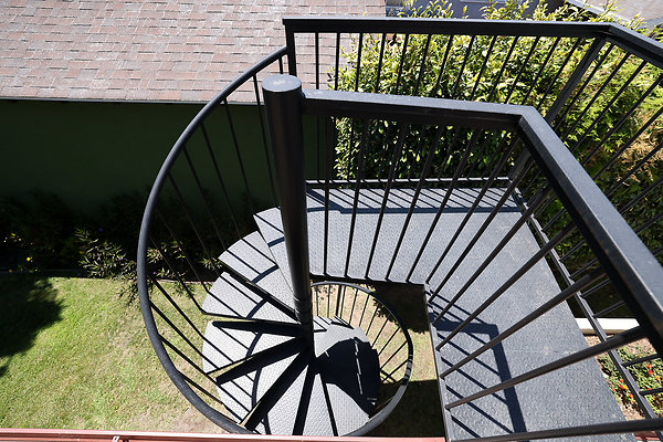 571B Patio Stairs 0158