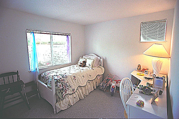 Guest Bedroom 0051