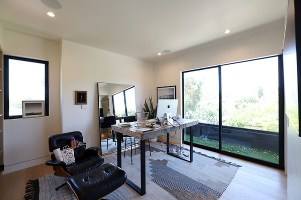 139A Office 0102