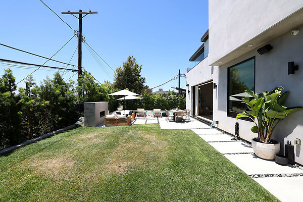 139A Backyard 0064