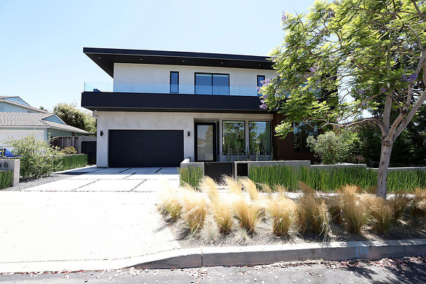 139A Front Ext 0162