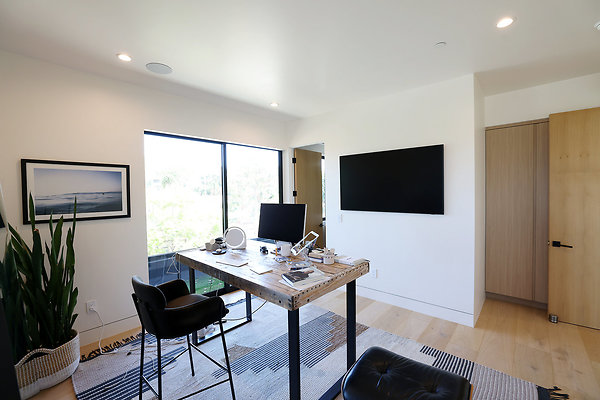 139A Office 0105