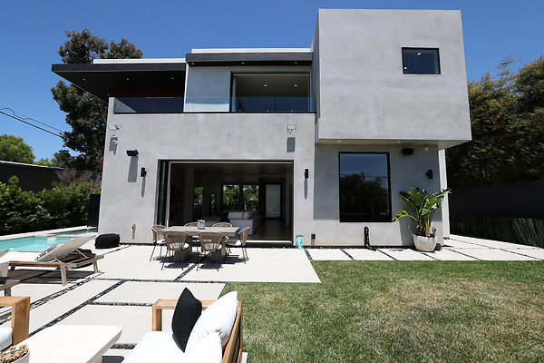 139A Backyard 0093