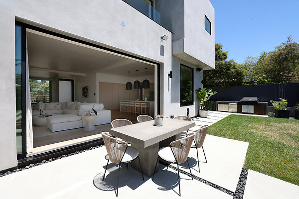 139A Patio 0058