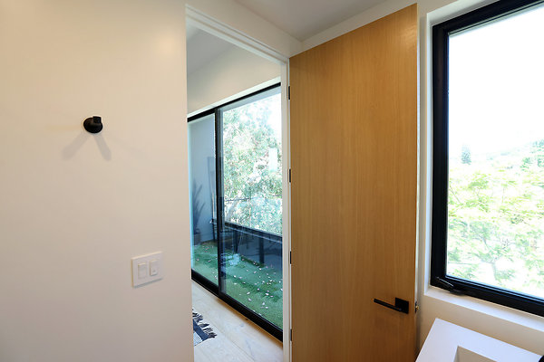 139A Office Bathroom 0107