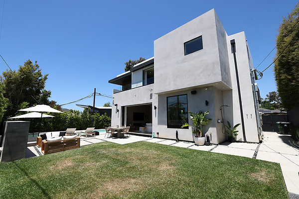 139A Backyard 0068