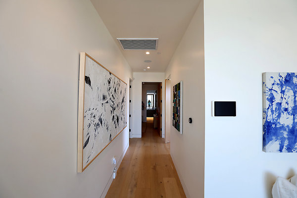 139A Hallway 0100