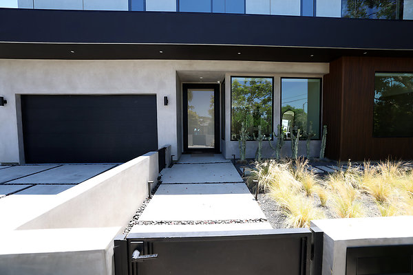 139A Front Walk-up 0169
