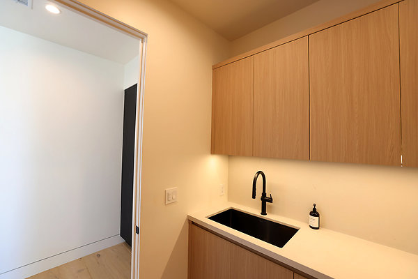139A Laundry Room 0099