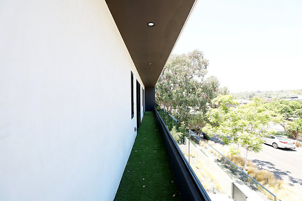 139A Front Balcony2 0109