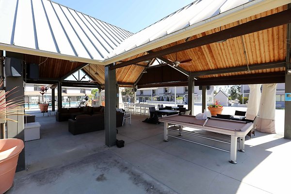 725A Pavillion 0076 725A Pavillion 0076