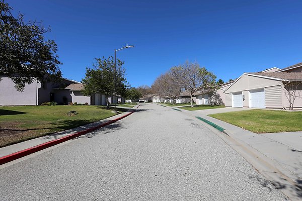 725A Street 0095 725A Street 0095