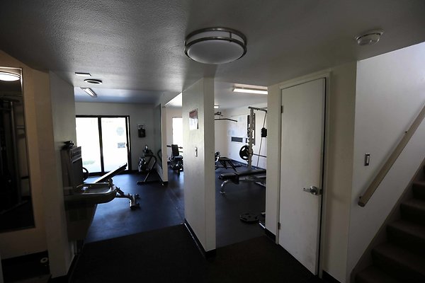 725A Fitness Center 0032 725A Fitness Center 0032