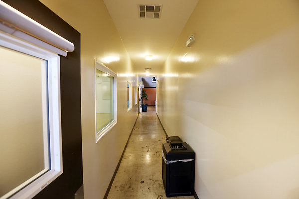 572A B2 Hallway 0067