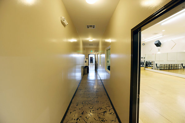 572A B2 Hallway rev 0068