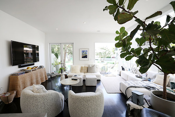 504A Living Room 0736