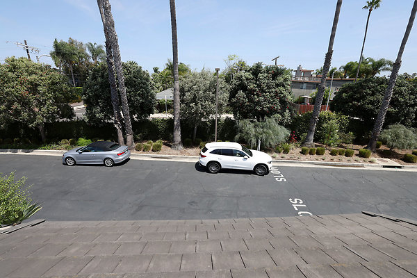 504A Front Deck View 0659