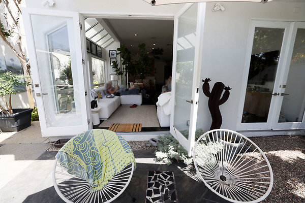 504A Rear Patio 0670