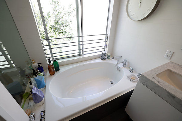 504A Guest Bathroom 0713