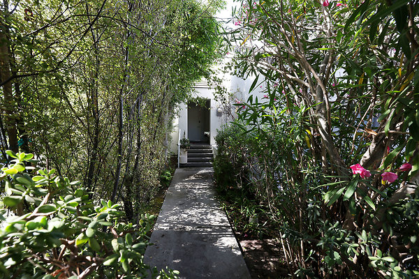 778A Front Walk 0313