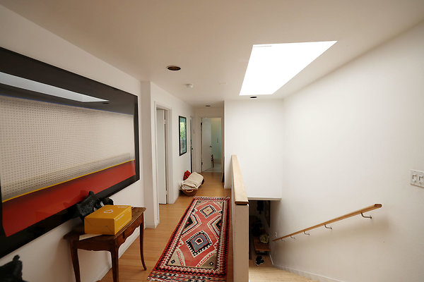 778A 2nd Floor Hallway 0372