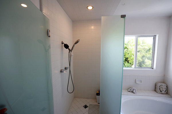778A Kids Bathroom 0375