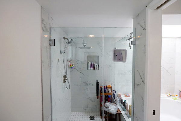 779A Master Bathroom 0469