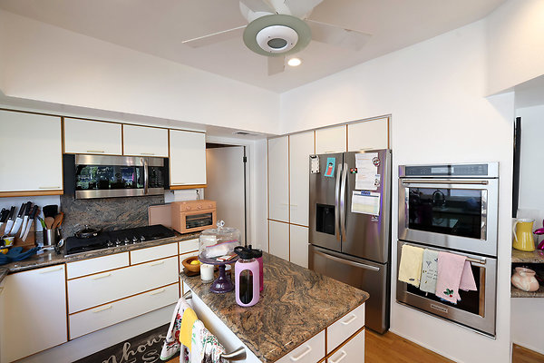 779A Kitchen 0408