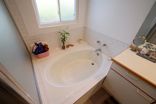 779A Bathroom 0457