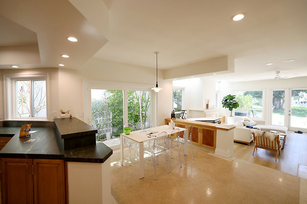 780A Dining Area 1195