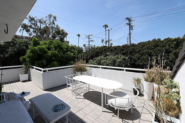 781A Front Deck 0569