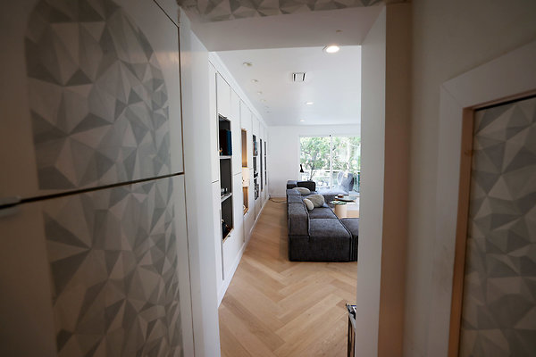 781A Kitchen Pantry 0511