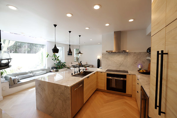 781A Kitchen 0510