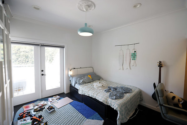 781A Bedroom2 0547