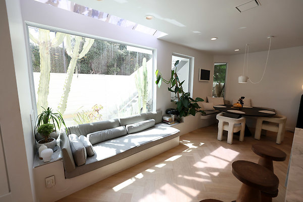 781A Breakfast Nook 0520