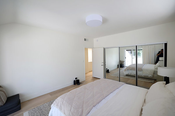 784A Bedroom 0799