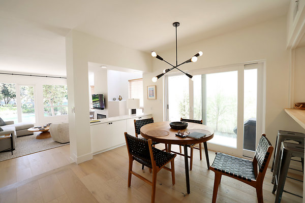 784A Dining Area 0764