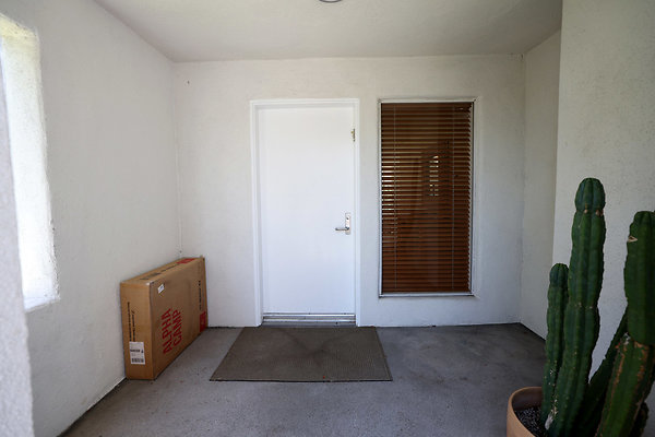784A Front Door 0815