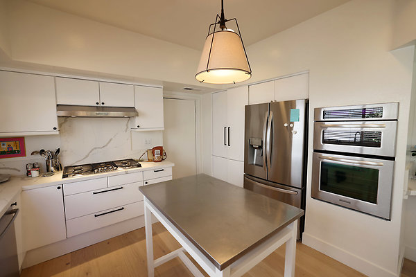 784A Kitchen 0751