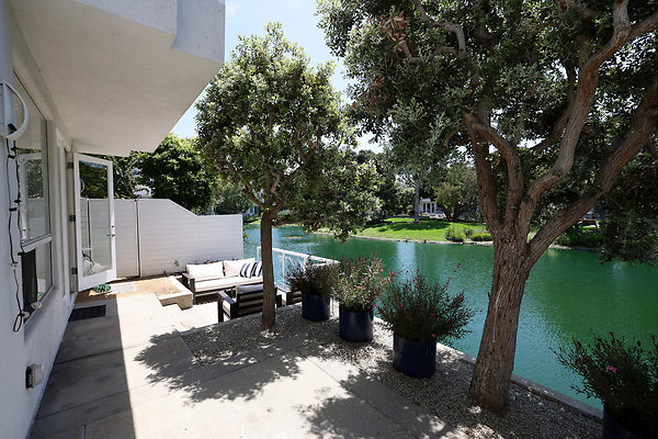 784A Patio 0779 784A Patio 0779
