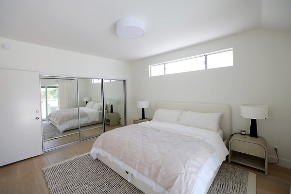 784A Bedroom 0798