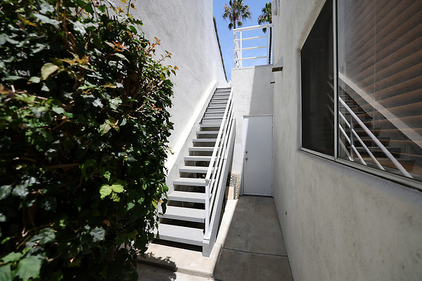 784A Stairs to Front Deck 0784 784A Stairs to Front Deck 0784