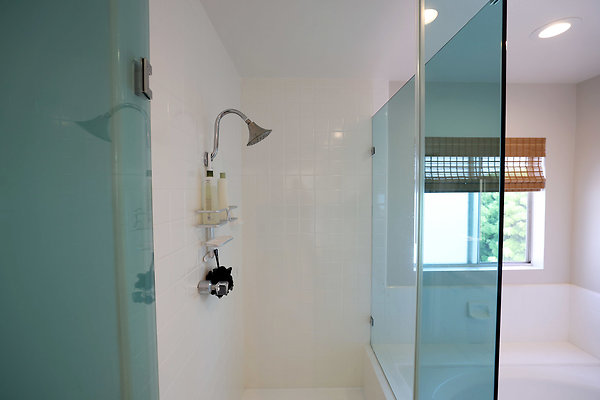 784A Bathroom 0794