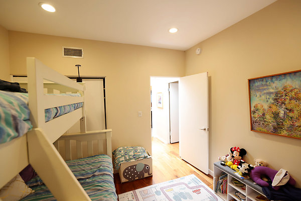 786A Bedroom2 0890
