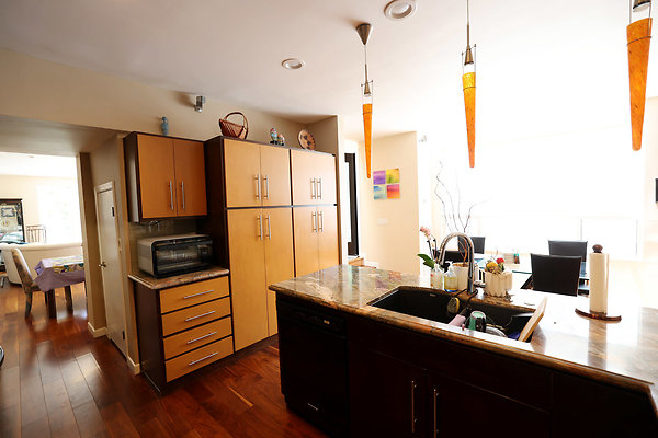 786A Kitchen 0857