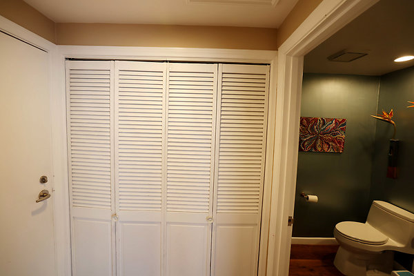 786A Powder Room ext 0871 786A Powder Room ext 0871