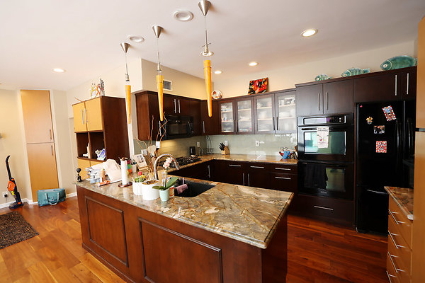 786A Kitchen 0853