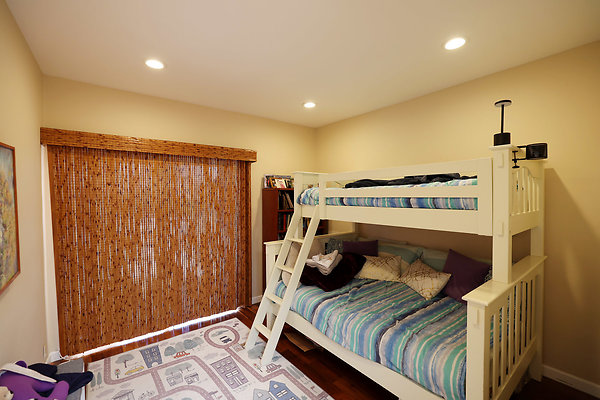 786A Bedroom2 0888